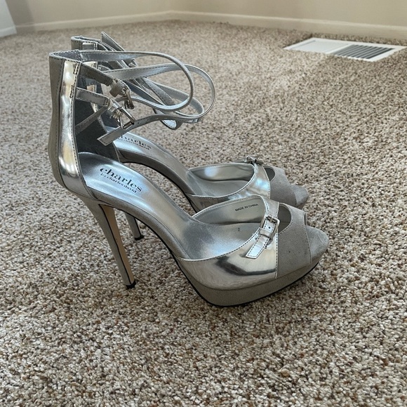 Charles By Charles David Platform Heeled Shoes Silver Gray Party Wedding Heels - Picture 1 of 10